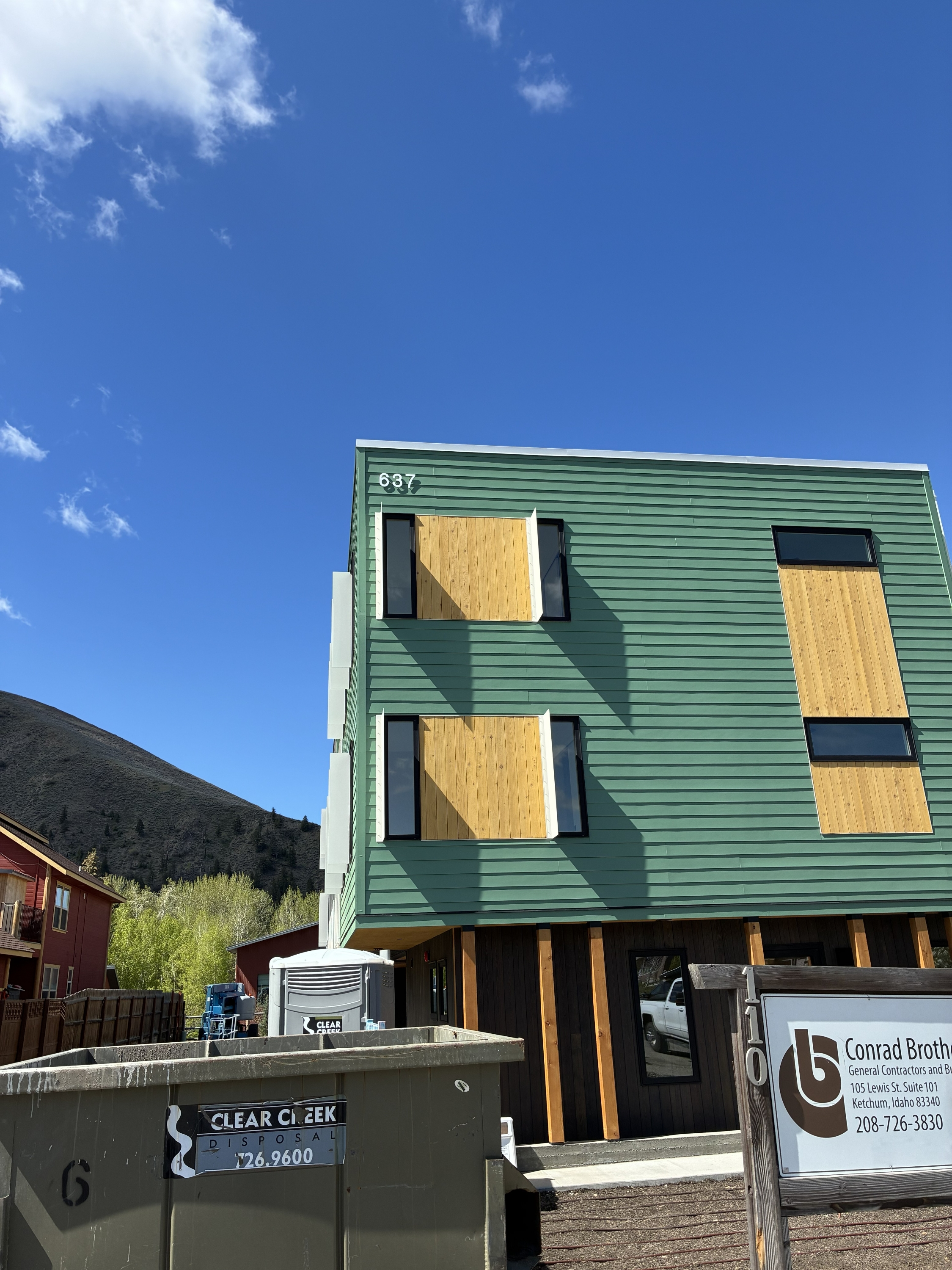 637 South River Street - 2